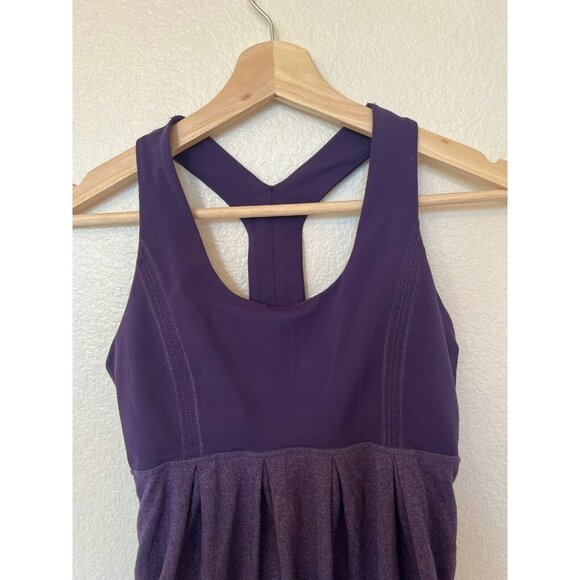 Lululemon Purple Racerback Workout Tank Top Women's 4 Built in Bra Scoop Neck - Picture 2 of 5